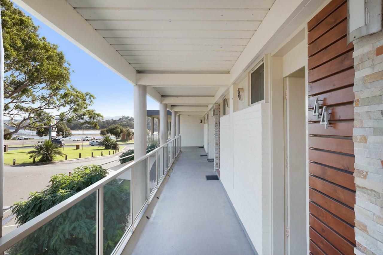 Black Dolphin Motel & Apartments Merimbula Exterior photo