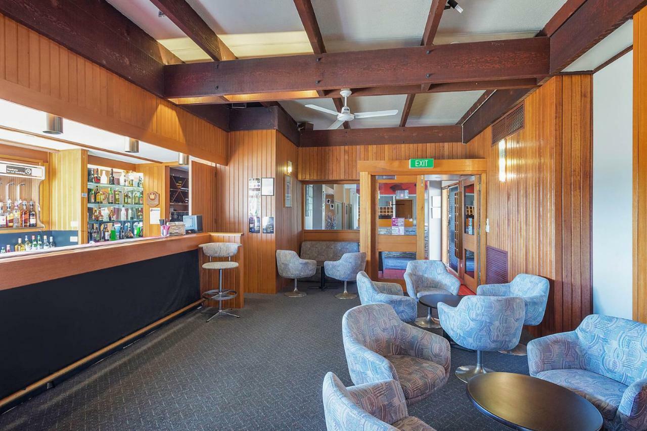 Black Dolphin Motel & Apartments Merimbula Exterior photo
